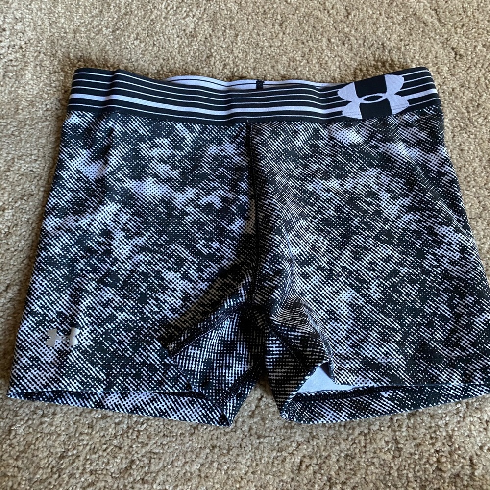 Under armour running shorts size s